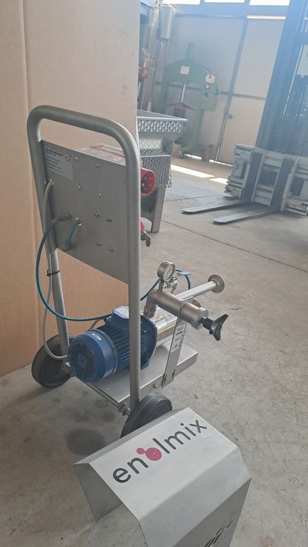 STAINLESS STEEL FLOTATION UNIT MODEL ENOLMIX 100, SECOND HAND MACHINE - Image 6 STAINLESS STEEL FLOTATION UNIT MODEL ENOLMIX 100, SECOND HAND MACHINE - Image 6