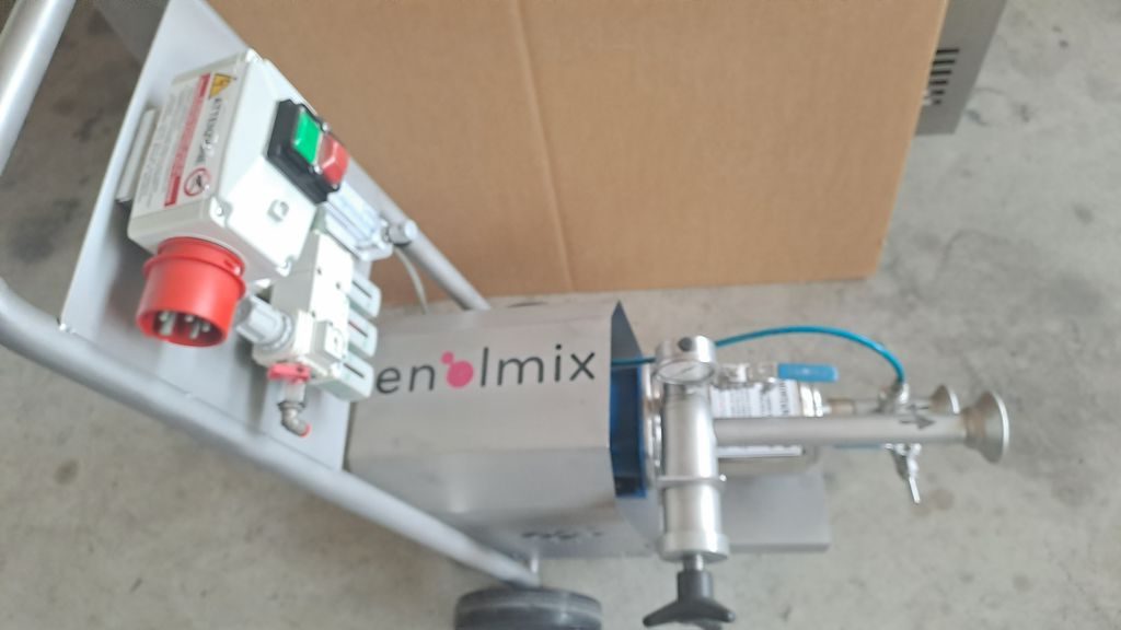 STAINLESS STEEL FLOTATION UNIT MODEL ENOLMIX 100, SECOND HAND MACHINE - Image 7 STAINLESS STEEL FLOTATION UNIT MODEL ENOLMIX 100, SECOND HAND MACHINE - Image 7