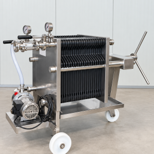 PLATES FILTER TEM 40X40, STAINLESS STEEL FRAME, 20 BLACK PLATES IN PLASTIC MATERIAL, SECOND-HAND MACHINE