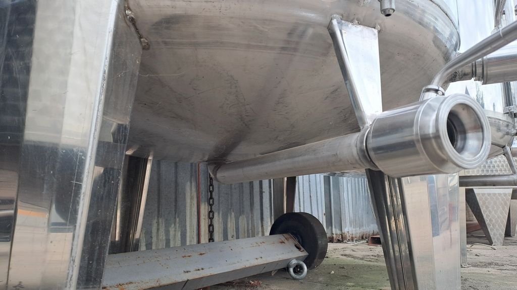 STAINLESS STEEL TANKS WITH ROUNDED BOTTOMS BOTTOM, CAPACITY 1000 LITER (10 HL) ABOUT, STORAGE MODEL, USED EQUIPMENT - Image 7 STAINLESS STEEL TANKS WITH ROUNDED BOTTOMS BOTTOM, CAPACITY 1000 LITER (10 HL) ABOUT, STORAGE MODEL, USED EQUIPMENT - Image 7