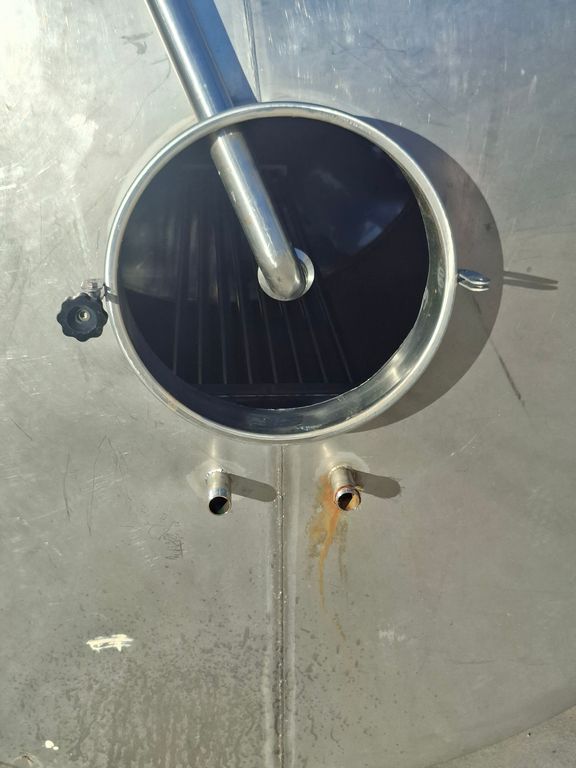 STAINLESS STEEL TANKS FIRM VELO CAPACITY HL 100, STORAGE/WINEMAKING MODEL, CONICAL BOTTOM WITH PLATE, SECOND-HAND EQUIPMENT - Image 4 STAINLESS STEEL TANKS FIRM VELO CAPACITY HL 100, STORAGE/WINEMAKING MODEL, CONICAL BOTTOM WITH PLATE, SECOND-HAND EQUIPMENT - Image 4