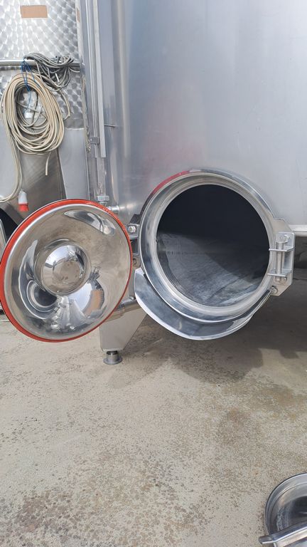 STAINLESS STEEL TANKS FIRM VELO CAPACITY HL 100, STORAGE/WINEMAKING MODEL, CONICAL BOTTOM WITH PLATE, SECOND-HAND EQUIPMENT - Image 14 STAINLESS STEEL TANKS FIRM VELO CAPACITY HL 100, STORAGE/WINEMAKING MODEL, CONICAL BOTTOM WITH PLATE, SECOND-HAND EQUIPMENT - Image 14