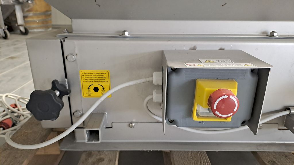 INDEPENDENT CRUSHING UNIT WITH RUBBER ROLLERS, SECOND HAND MACHINE - Image 3