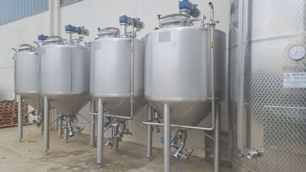 STAINLESS STEEL INSULATED MIXER CONICAL BOTTOM, CAPACITY 1500 LITRES, SECOND HAND EQUIPMENT - Image 11